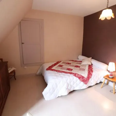 Maison De Caractere A 1000m D'altitude - Proche Salers, Randonnee, Ski, Animaux Bienvenus, Parking Prive - Fr-1-742-494 *