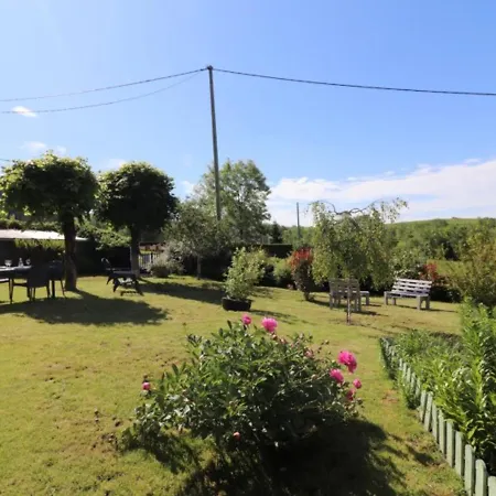 Maison De Caractere A 1000m D'altitude - Proche Salers, Randonnee, Ski, Animaux Bienvenus, Parking Prive - Fr-1-742-494 *