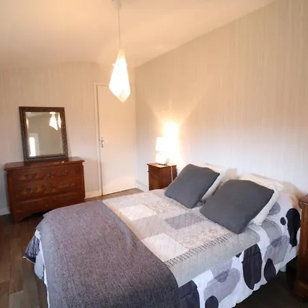 Maison De Caractere A 1000m D'altitude - Proche Salers, Randonnee, Ski, Animaux Bienvenus, Parking Prive - Fr-1-742-494